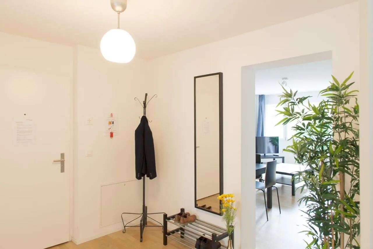 Hitrental Kreuzplatz Apartments Schweiz